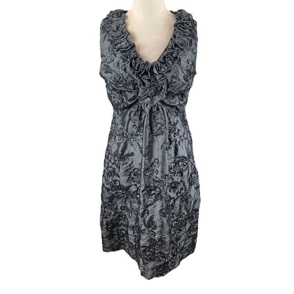 Tiana B Gray Sleeveless V-Neck Dress With Ribbons Embellishments, Size 6 - Picture 1 of 7